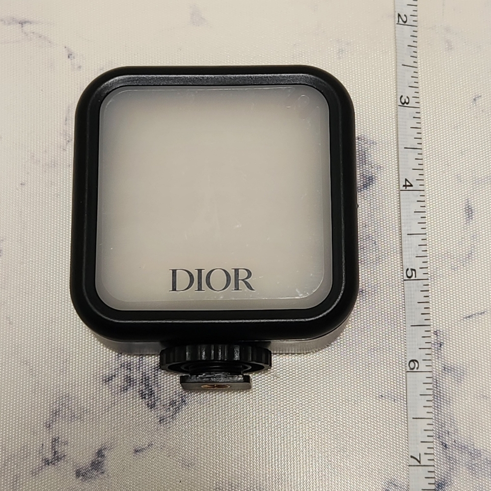 Dior Selfie Light Phone Accessory New In Box - Picture 3 of 4
